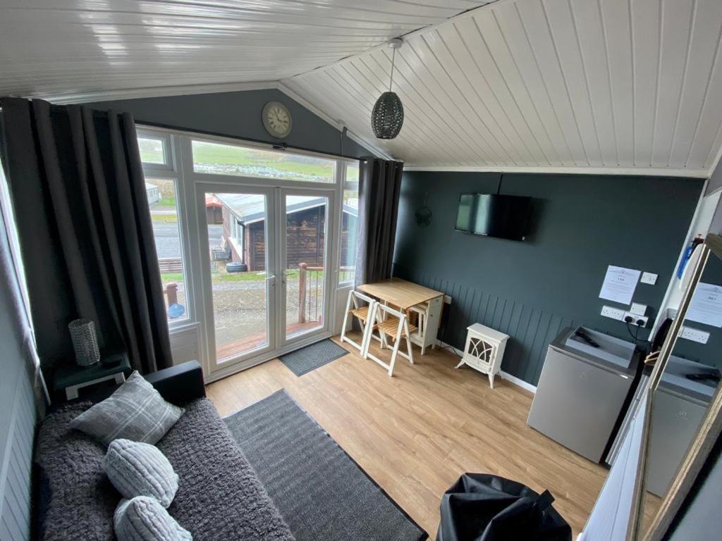 Chalet 135 - Clarach Bay Holiday Village 阿伯里斯特威斯 外观 照片