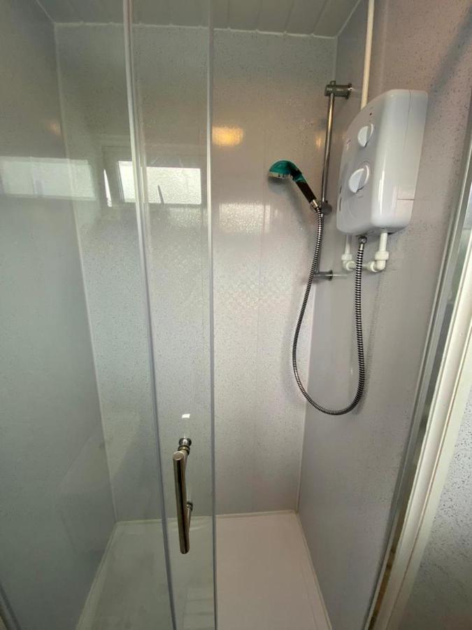Chalet 135 - Clarach Bay Holiday Village 阿伯里斯特威斯 外观 照片